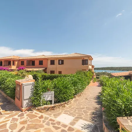 C11 - F4 By Interhome Appartamento Golfo Aranci